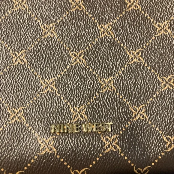 Nine West Brooklyn Jet Set Carryall Satchel NWOT - Picture 2 of 11